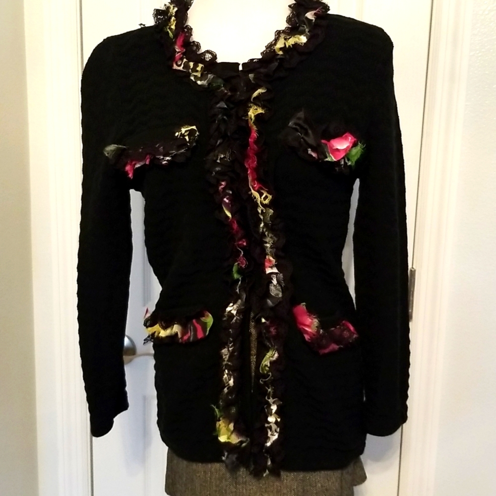 New! Stunning Sweater S Heavy Knit Lace Ruffle